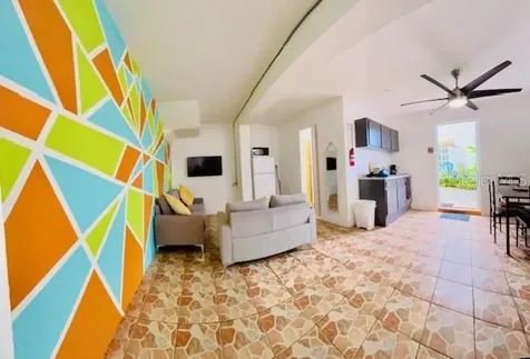 Urb. Altamira Calle 8 (mar) Fajardo PR 00738