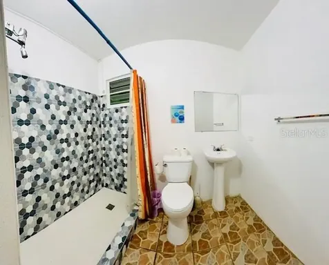 Urb. Altamira Calle 8 (mar) Fajardo PR 00738