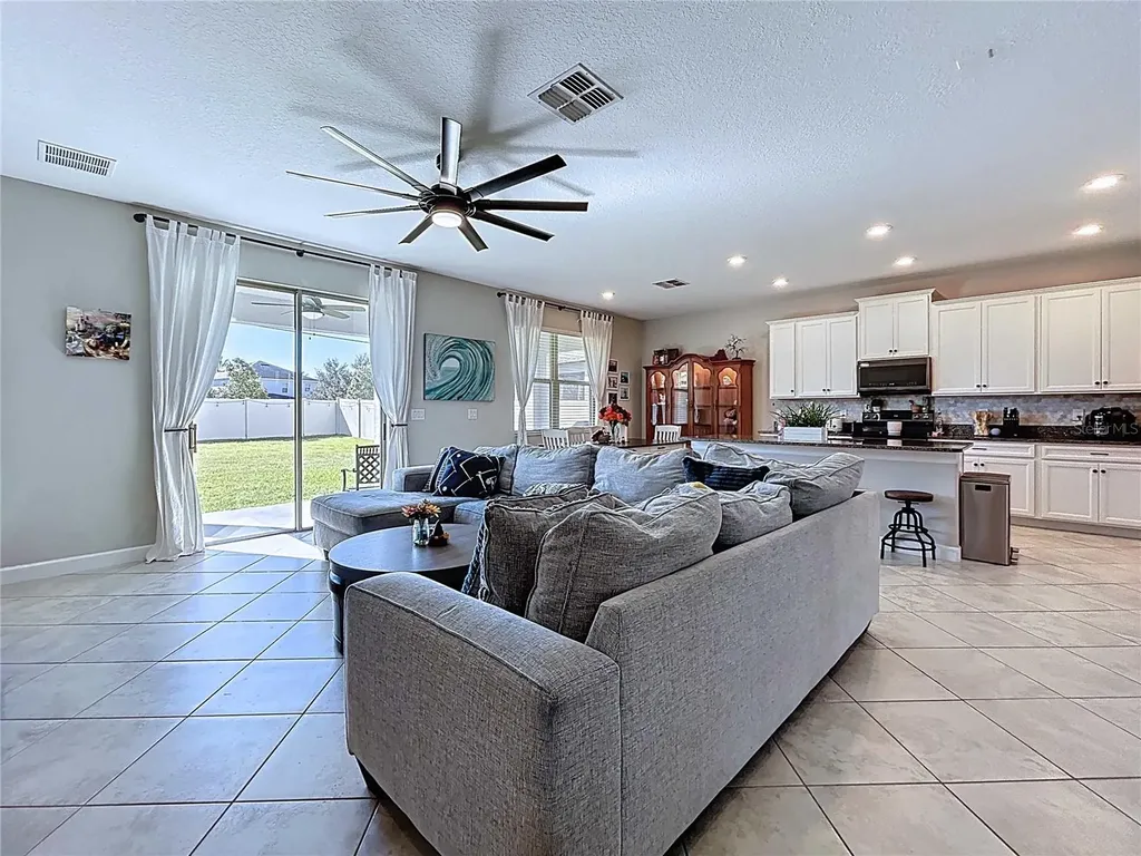 11411 Chilly Water Court Riverview FL 33569