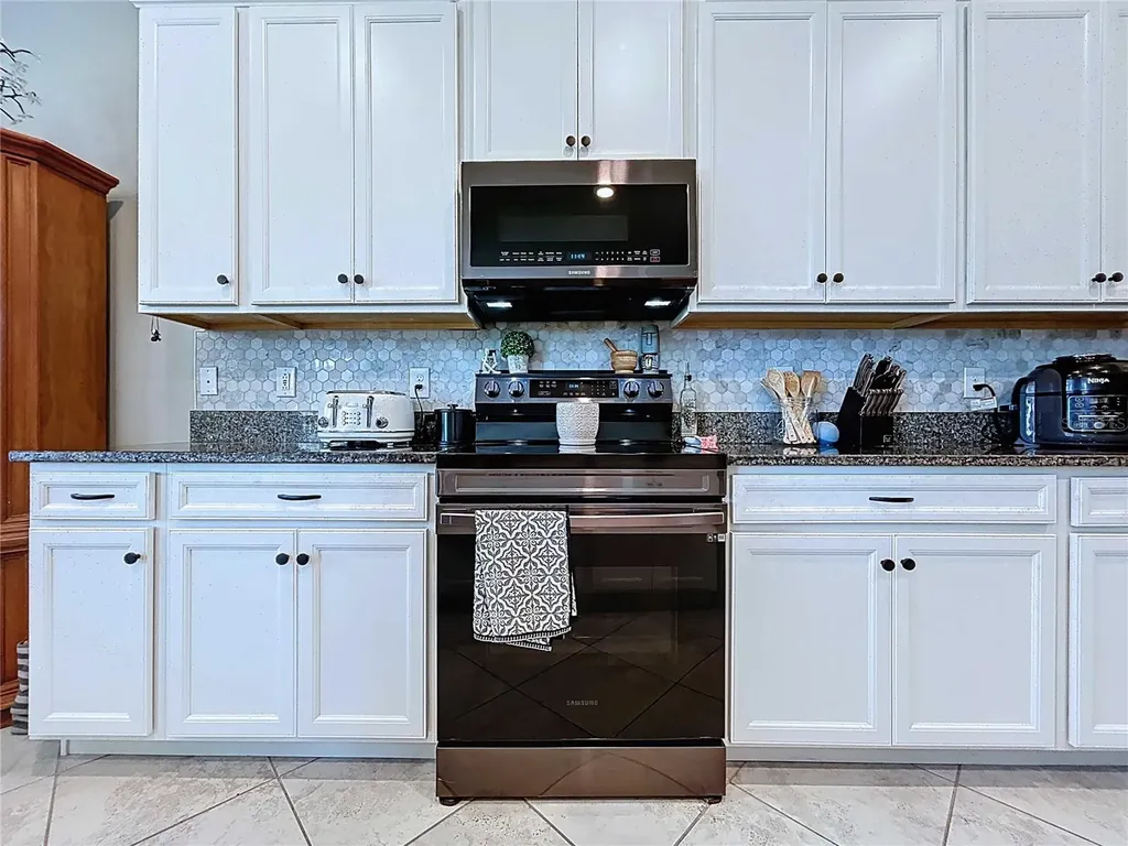 11411 Chilly Water Court Riverview FL 33569