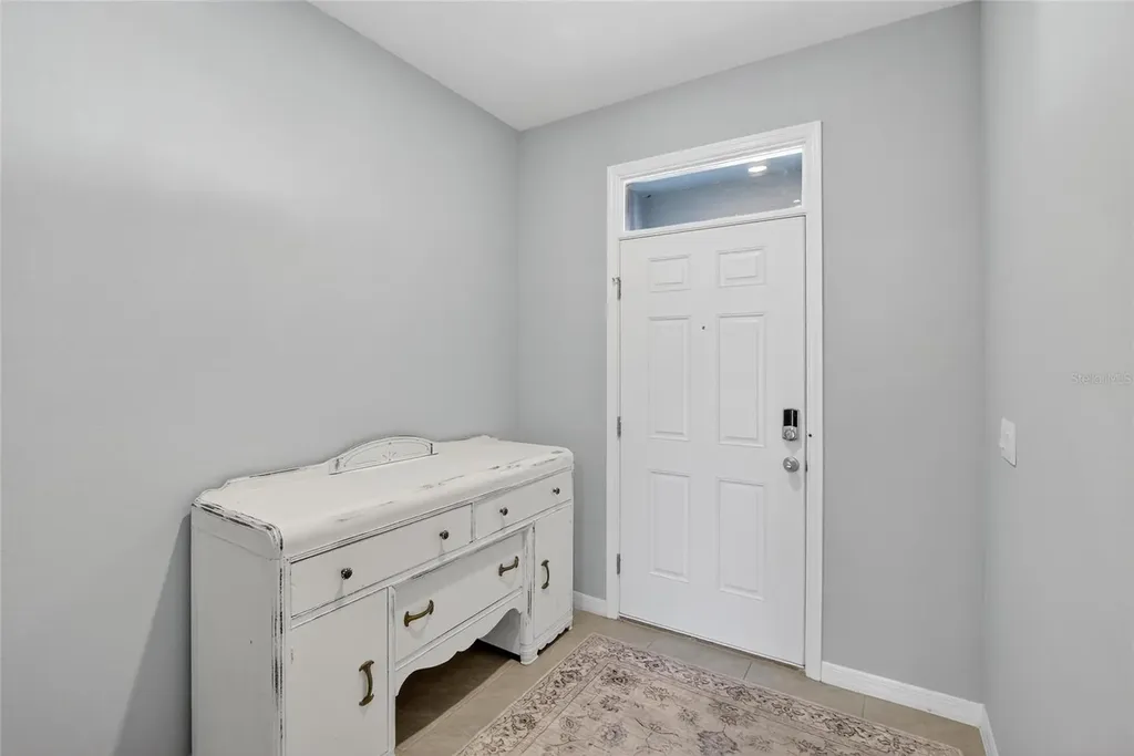 5055 Captain Davis Drive Wimauma FL 33598