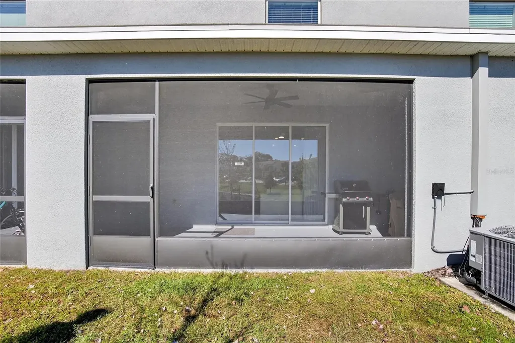 5055 Captain Davis Drive Wimauma FL 33598