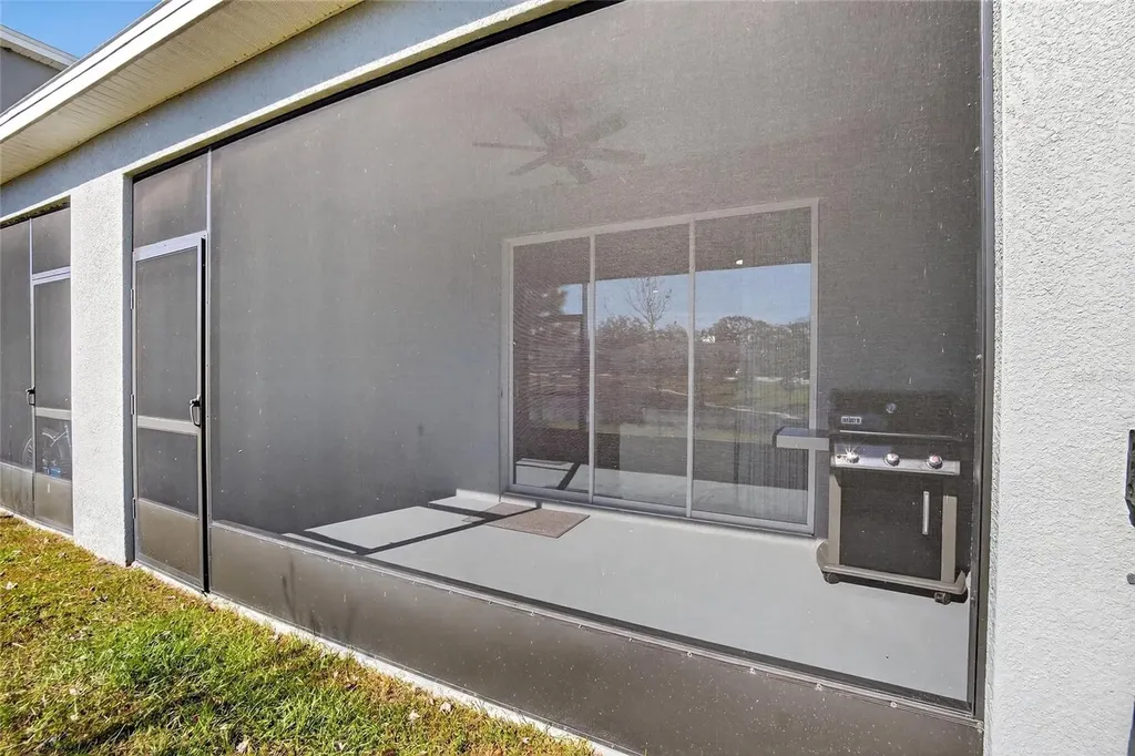 5055 Captain Davis Drive Wimauma FL 33598