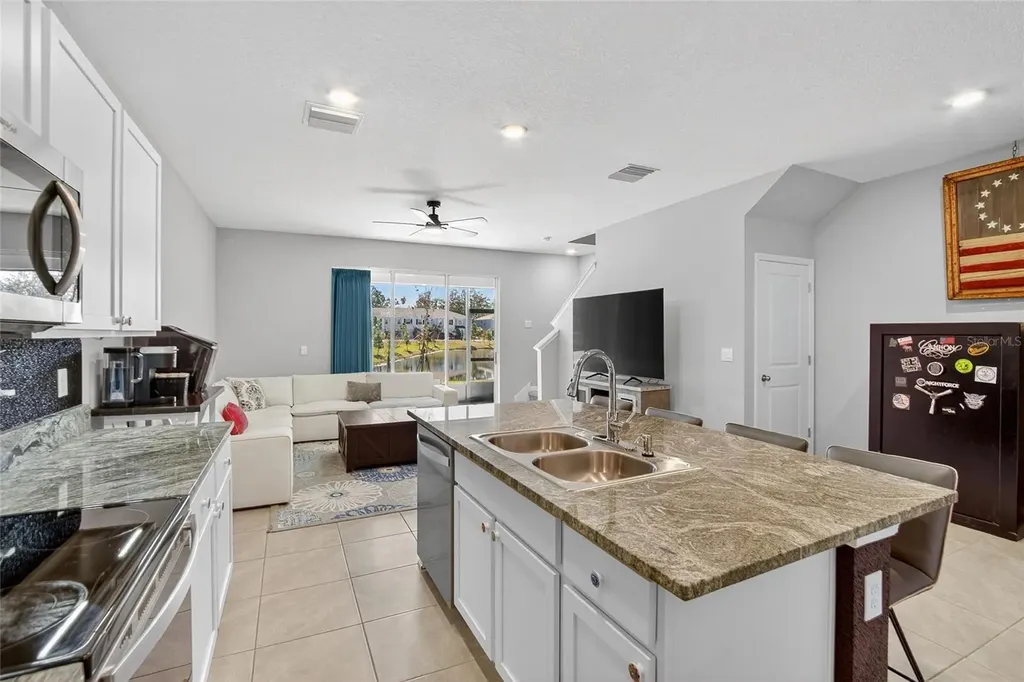 5055 Captain Davis Drive Wimauma FL 33598