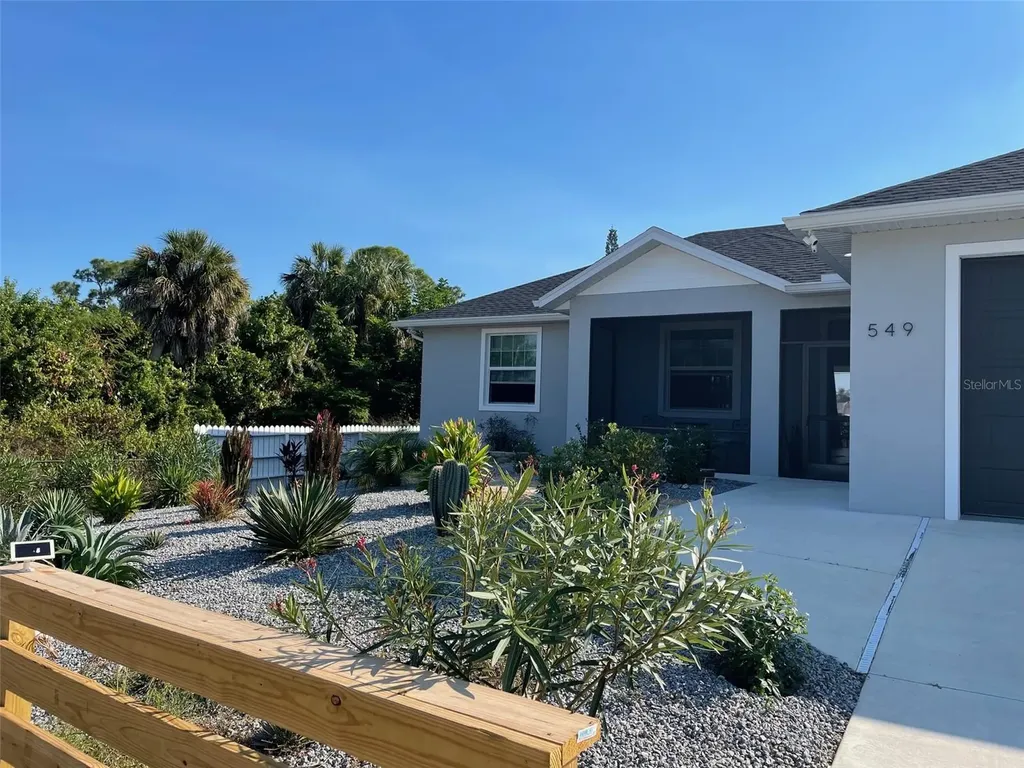 549 E Tarpon Boulevard NW Port Charlotte FL 33952