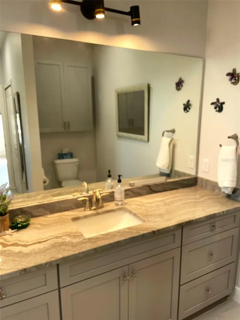 549 E Tarpon Boulevard NW Port Charlotte FL 33952