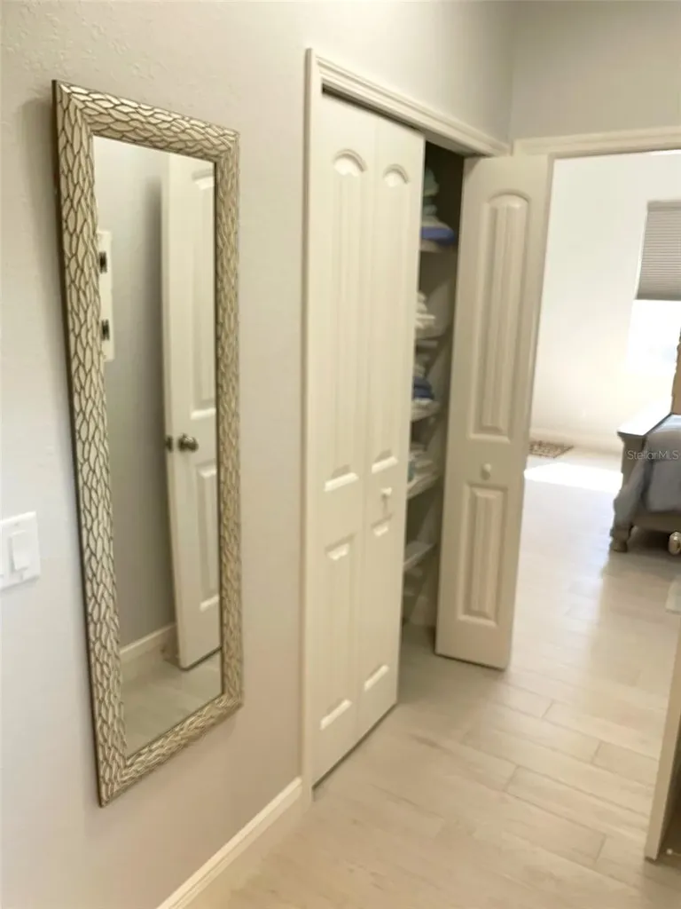 549 E Tarpon Boulevard NW Port Charlotte FL 33952
