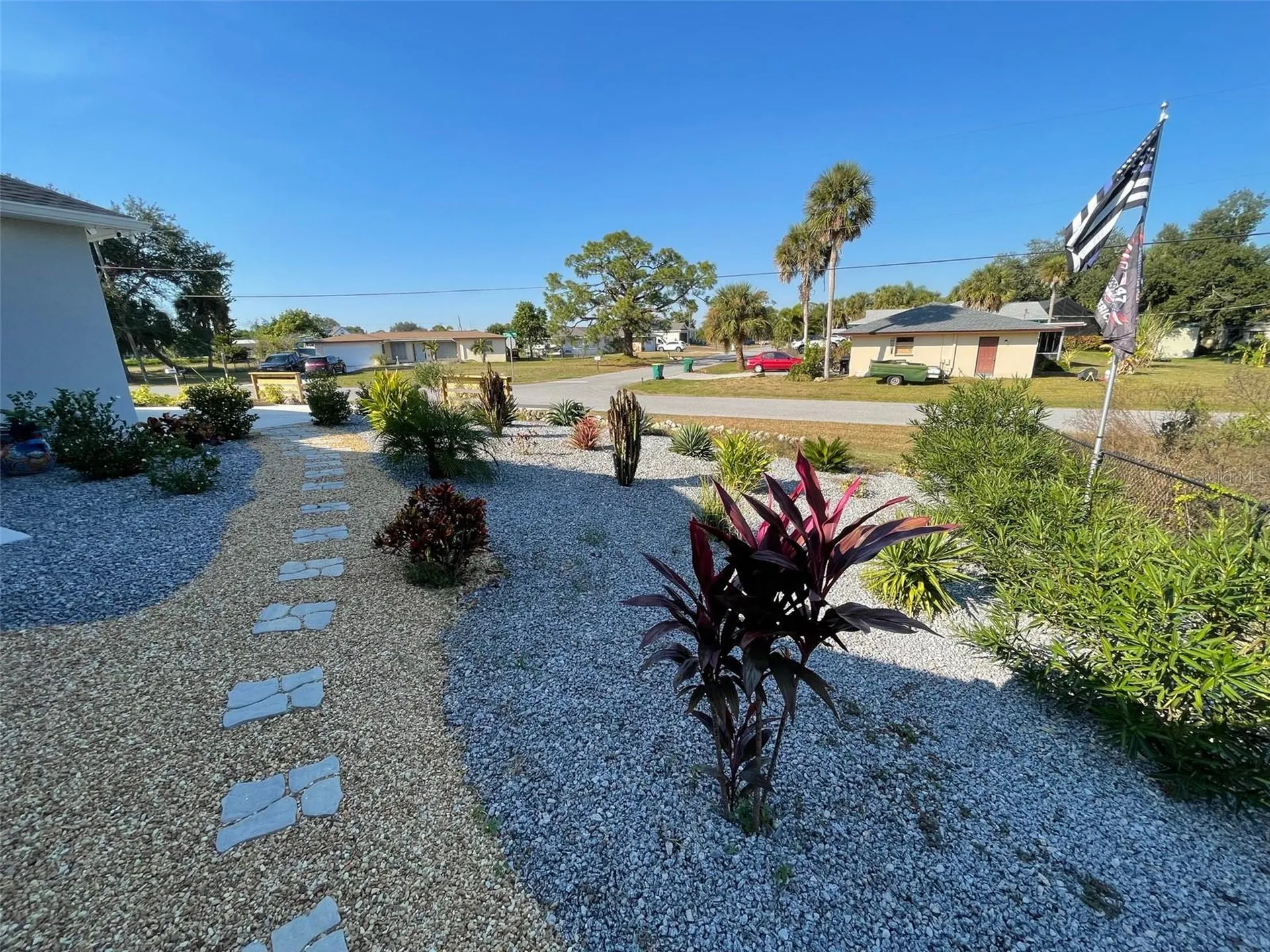 549 E Tarpon Boulevard NW Port Charlotte FL 33952