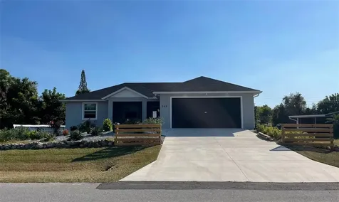 549 E Tarpon Boulevard NW Port Charlotte FL 33952