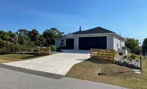 549 E Tarpon Boulevard NW Port Charlotte FL 33952