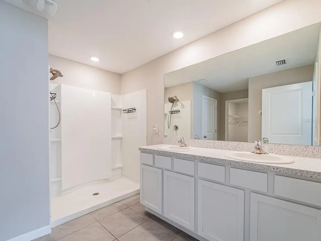 13748 Wineberry Drive Dade City FL 33525