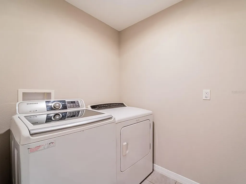 13748 Wineberry Drive Dade City FL 33525
