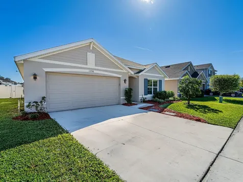 13748 Wineberry Drive Dade City FL 33525