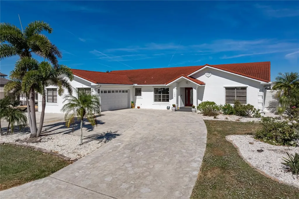 136 Creek Drive SE Port Charlotte FL 33952