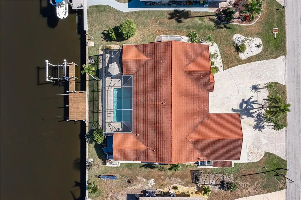 136 Creek Drive SE Port Charlotte FL 33952