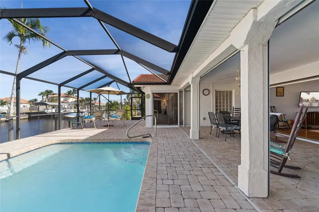 136 Creek Drive SE Port Charlotte FL 33952