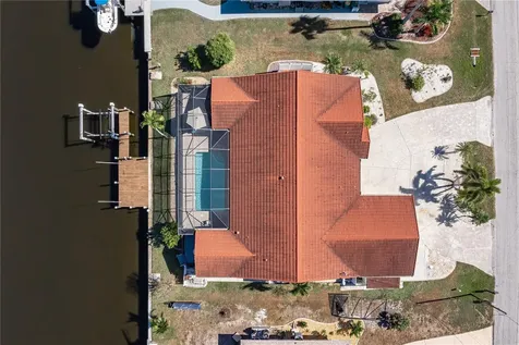 136 Creek Drive SE Port Charlotte FL 33952