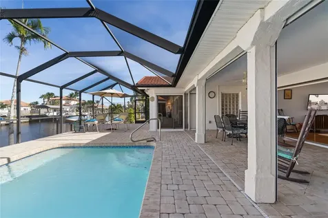 136 Creek Drive SE Port Charlotte FL 33952