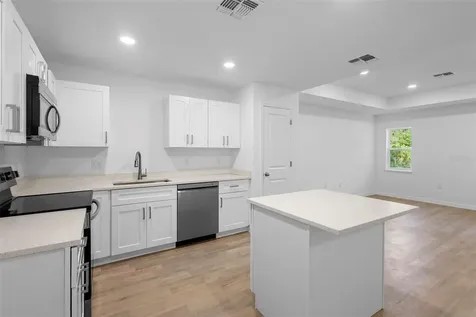 2264 Suanee Eustis FL 32726