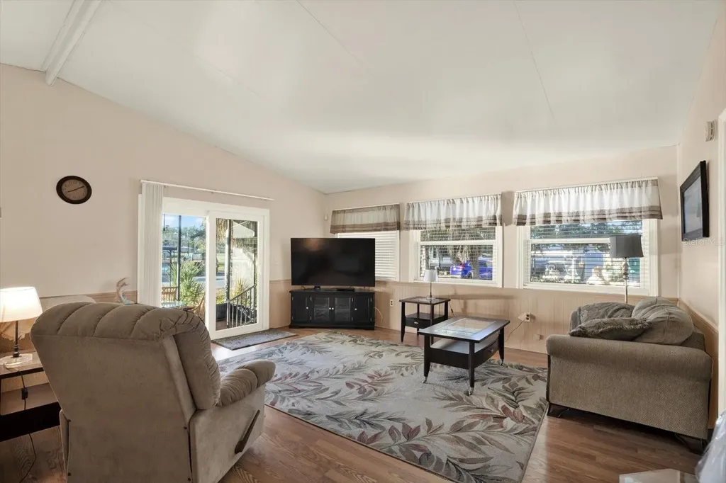 9375 Grizzly Bear Lane Weeki Wachee FL 34613