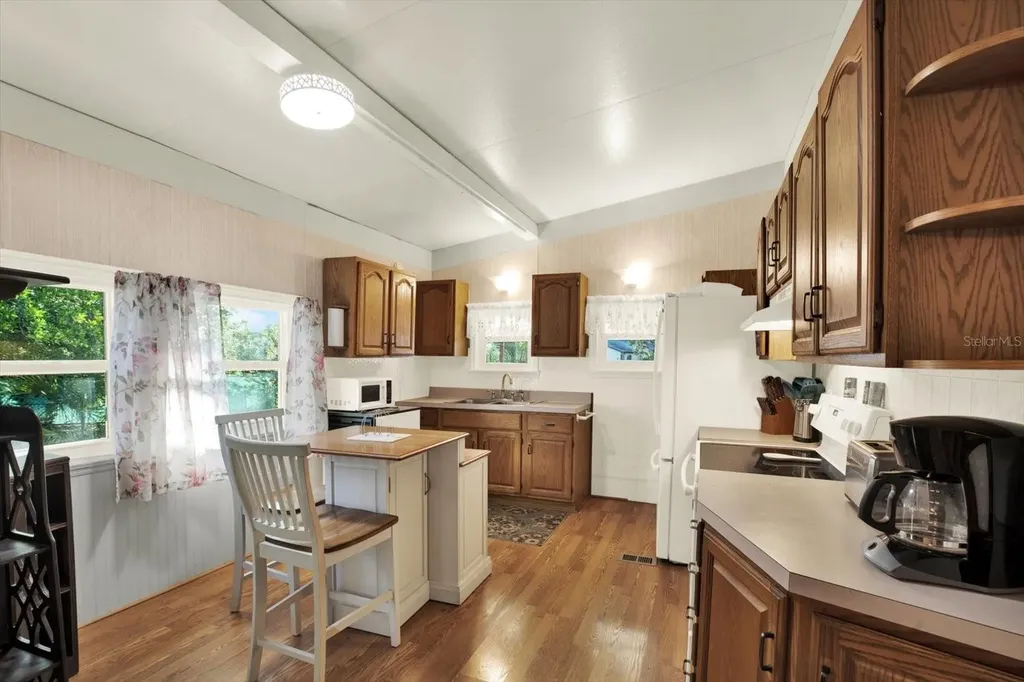 9375 Grizzly Bear Lane Weeki Wachee FL 34613