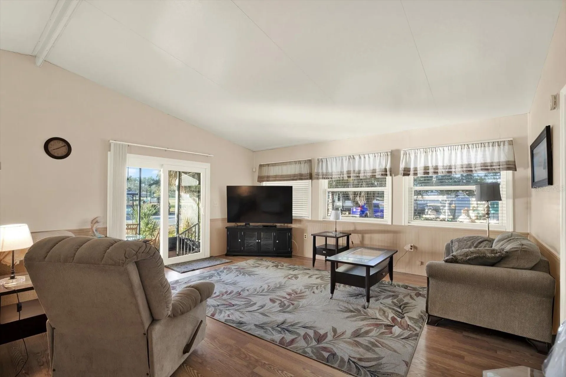 9375 Grizzly Bear Lane Weeki Wachee FL 34613