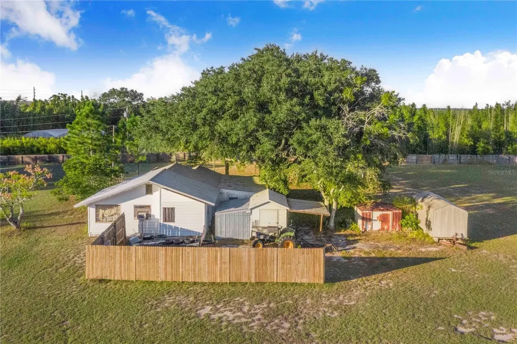 1114 H L Smith Road Haines City FL 33844
