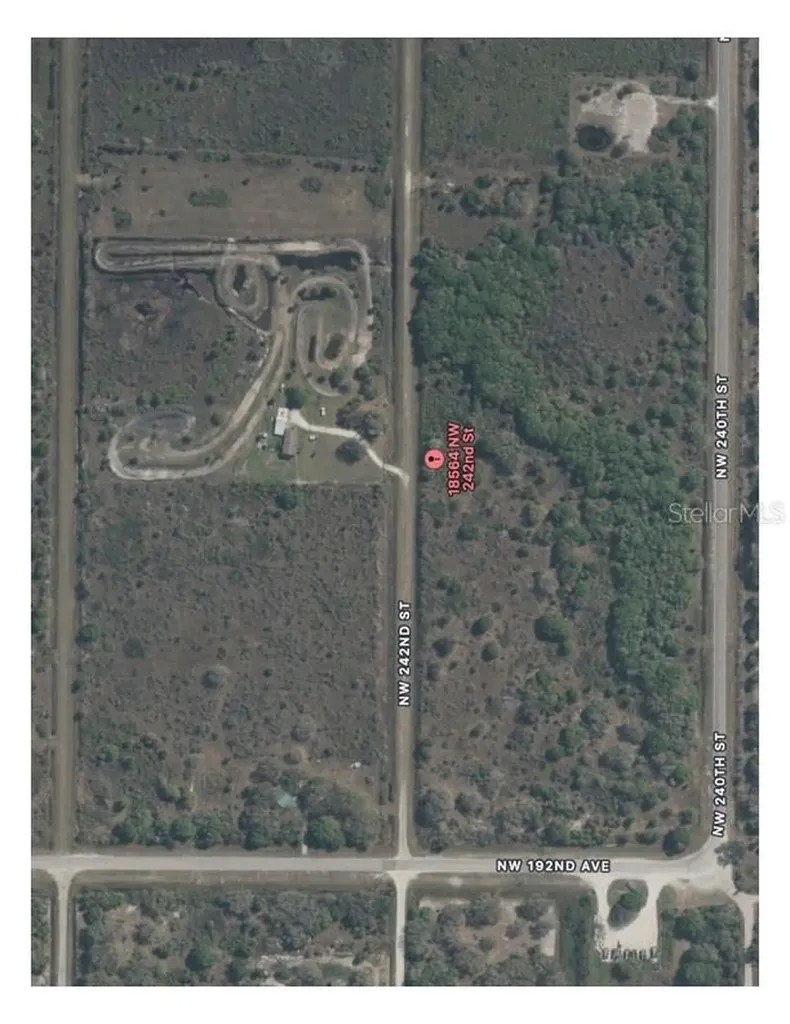 18564 NW 242nd Street Okeechobee FL 34972