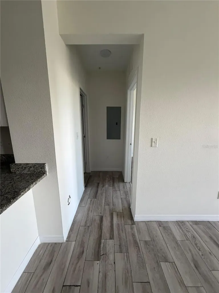 2121 Mccoy Road Orlando FL 32809