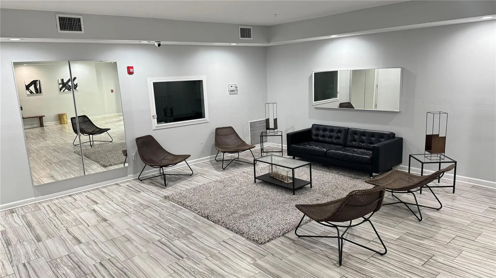 2121 Mccoy Road Orlando FL 32809
