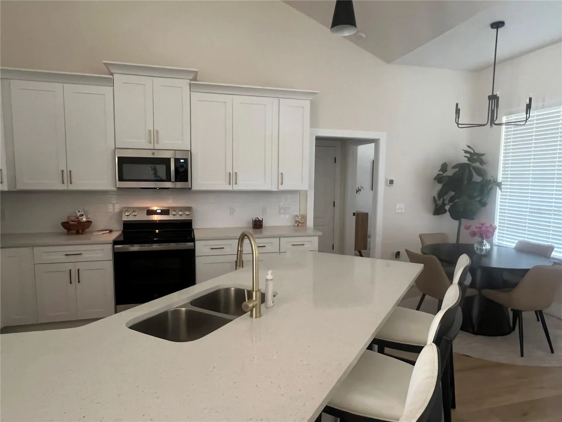37015 Waldo Drive Dade City FL 33525