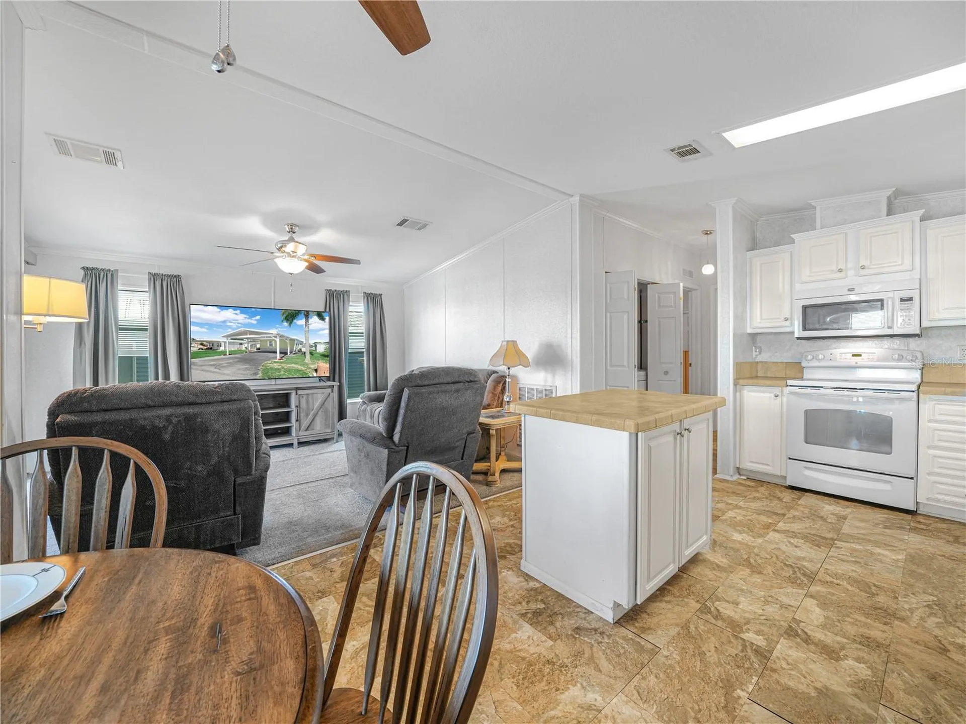 16 Queen Of Waters Street Lake Wales FL 33898