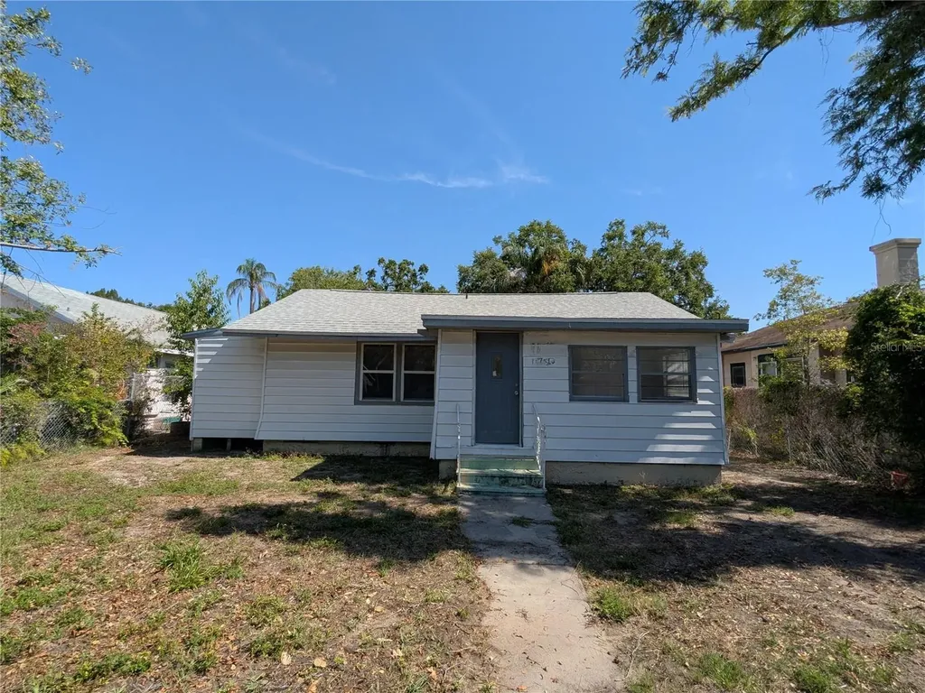 1425 11th Avenue S St Petersburg FL 33705