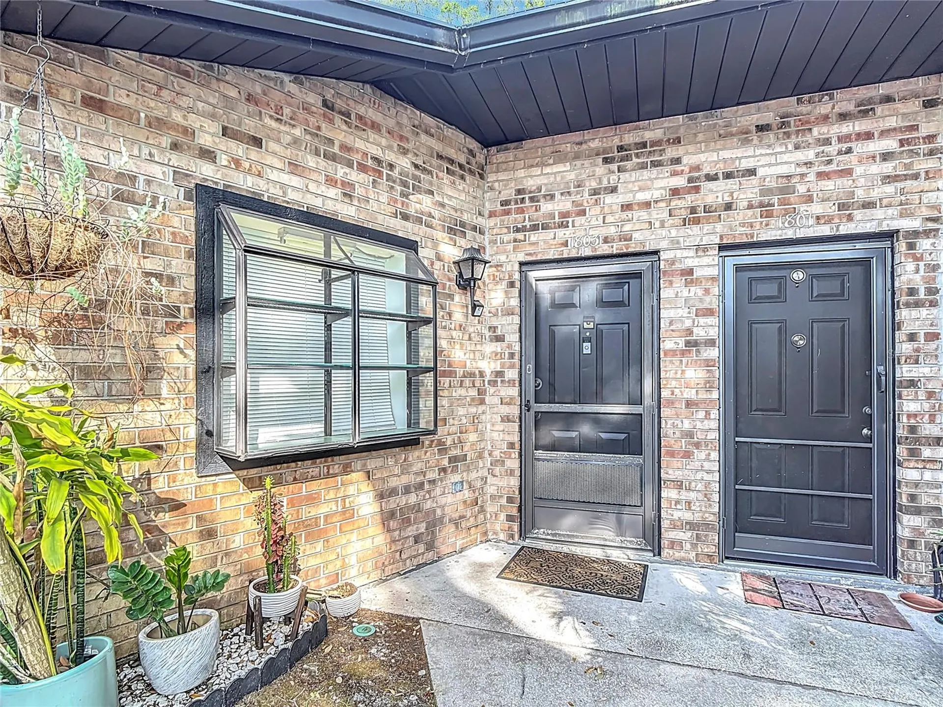 1803 Foxhall Circle Kissimmee FL 34741