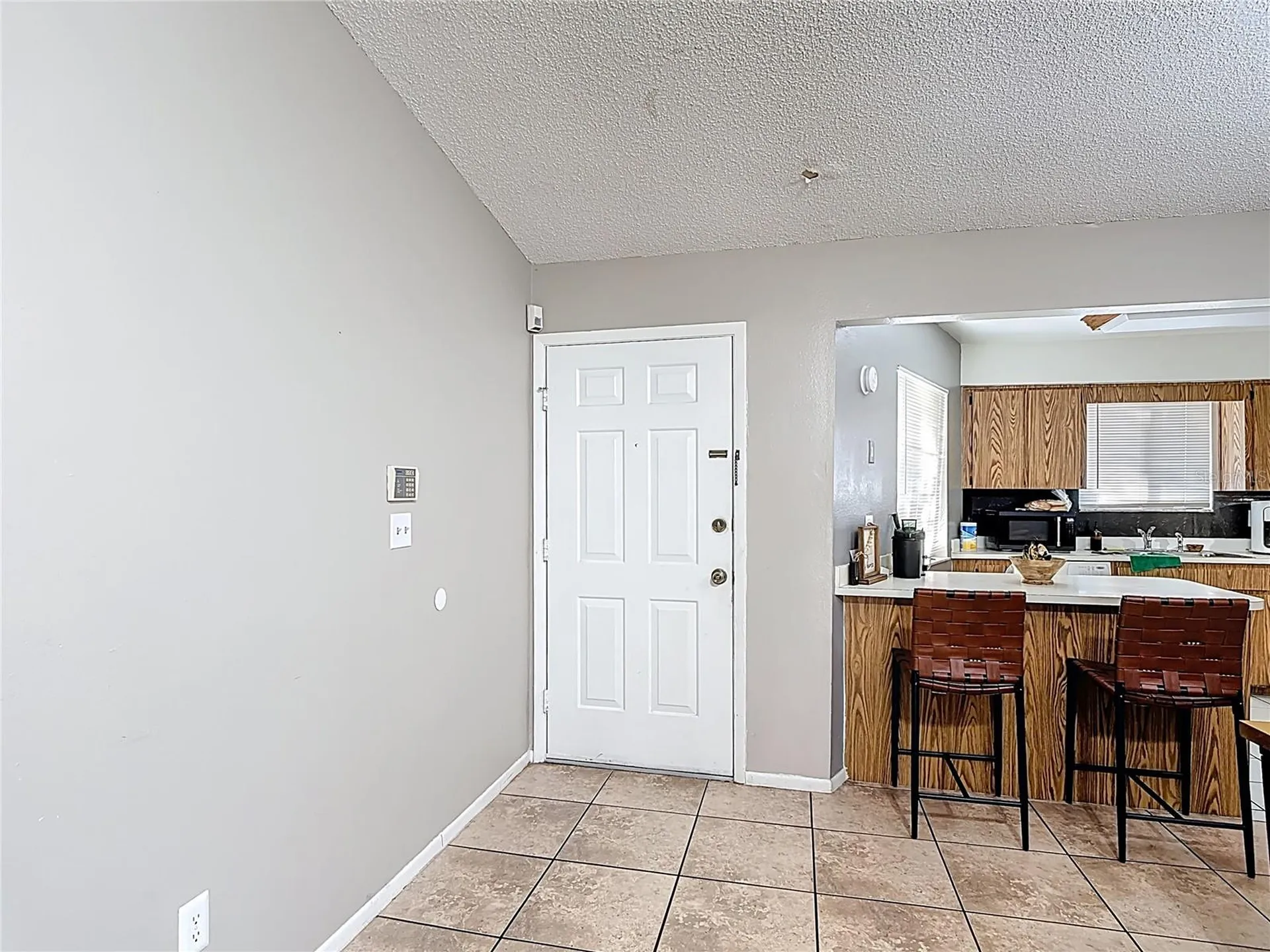 1803 Foxhall Circle Kissimmee FL 34741