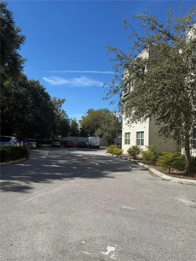 2121 Mccoy Road Orlando FL 32809