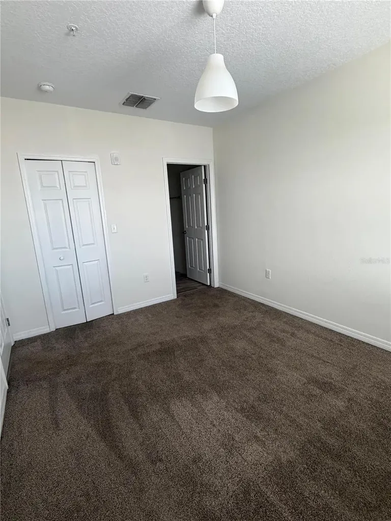 2121 Mccoy Road Orlando FL 32809
