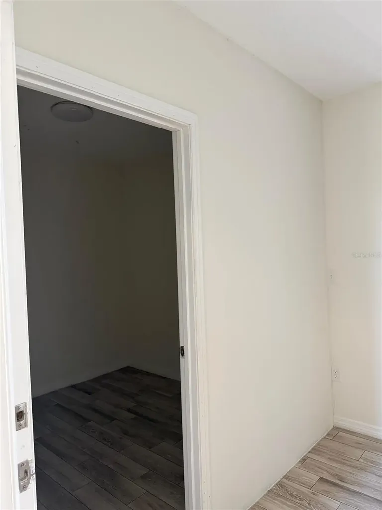 2121 Mccoy Road Orlando FL 32809