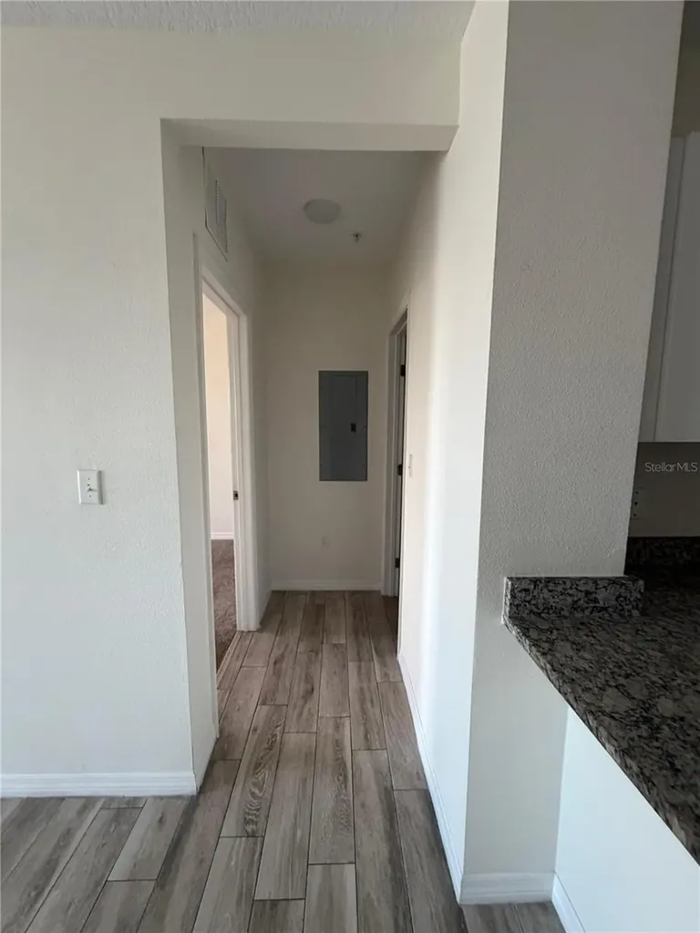 2121 Mccoy Road Orlando FL 32809