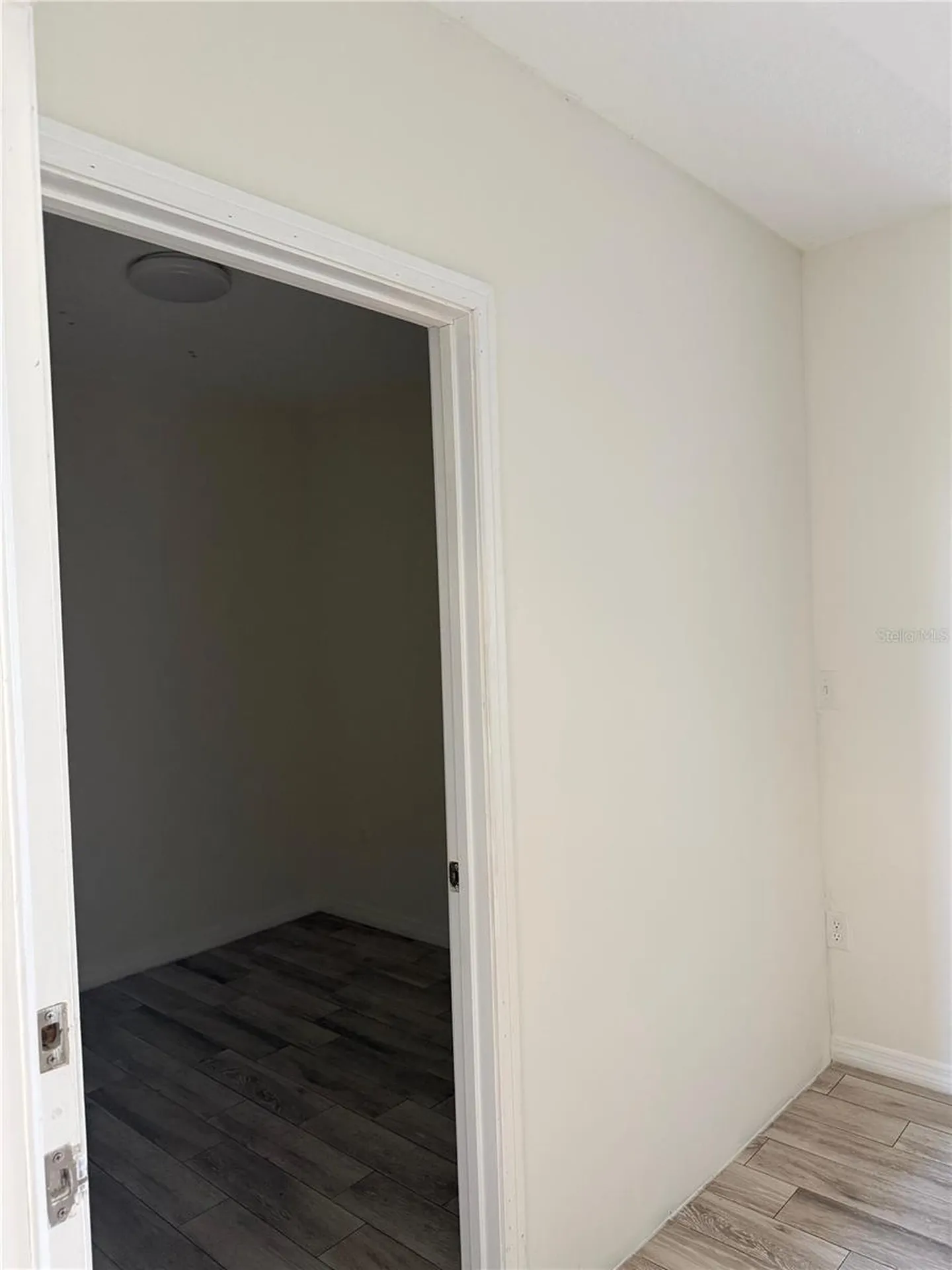 2121 Mccoy Road Orlando FL 32809