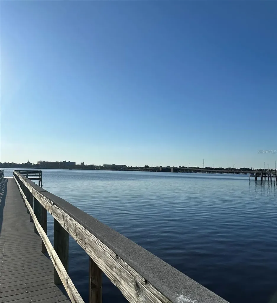 118 S Halifax Avenue Daytona Beach FL 32118