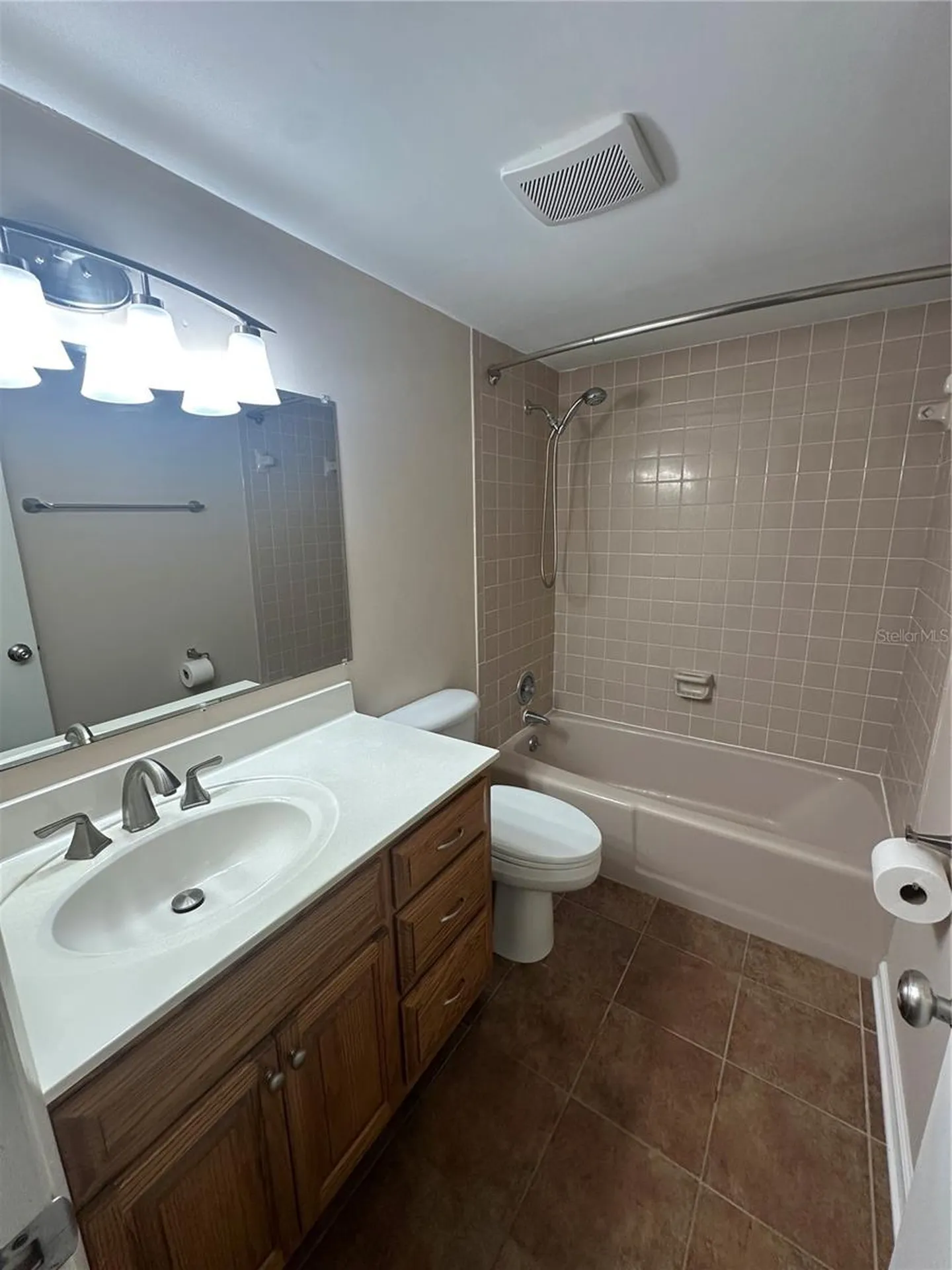 118 S Halifax Avenue Daytona Beach FL 32118