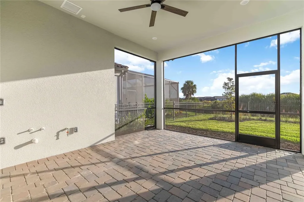 6075 Sawgrass Lake Court Nokomis FL 34275