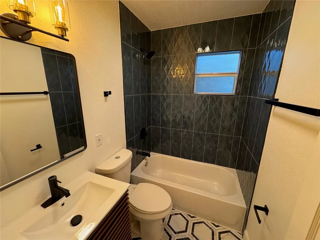 1119 Newton Avenue S St Petersburg FL 33705