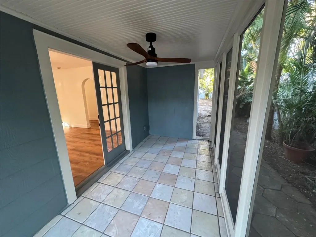 1119 Newton Avenue S St Petersburg FL 33705