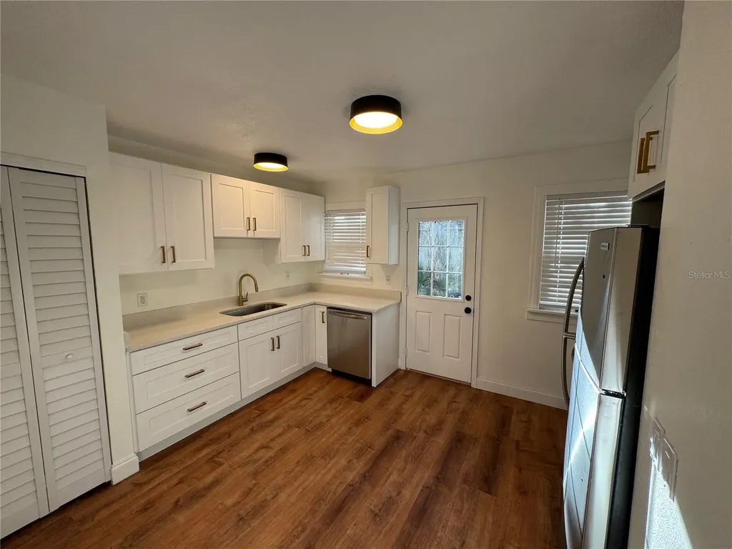 1119 Newton Avenue S St Petersburg FL 33705