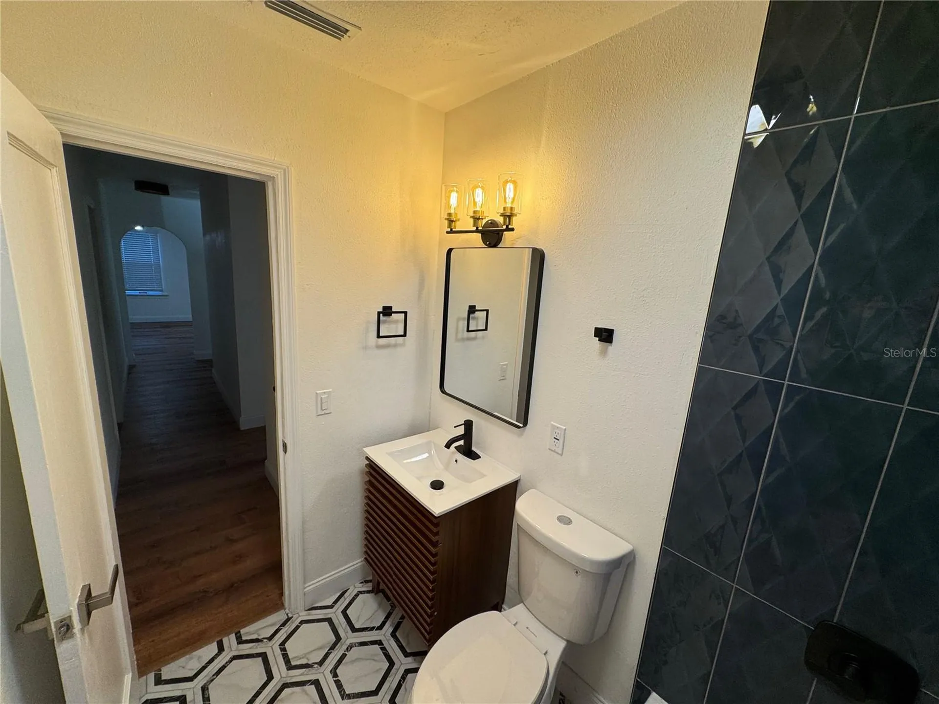 1119 Newton Avenue S St Petersburg FL 33705