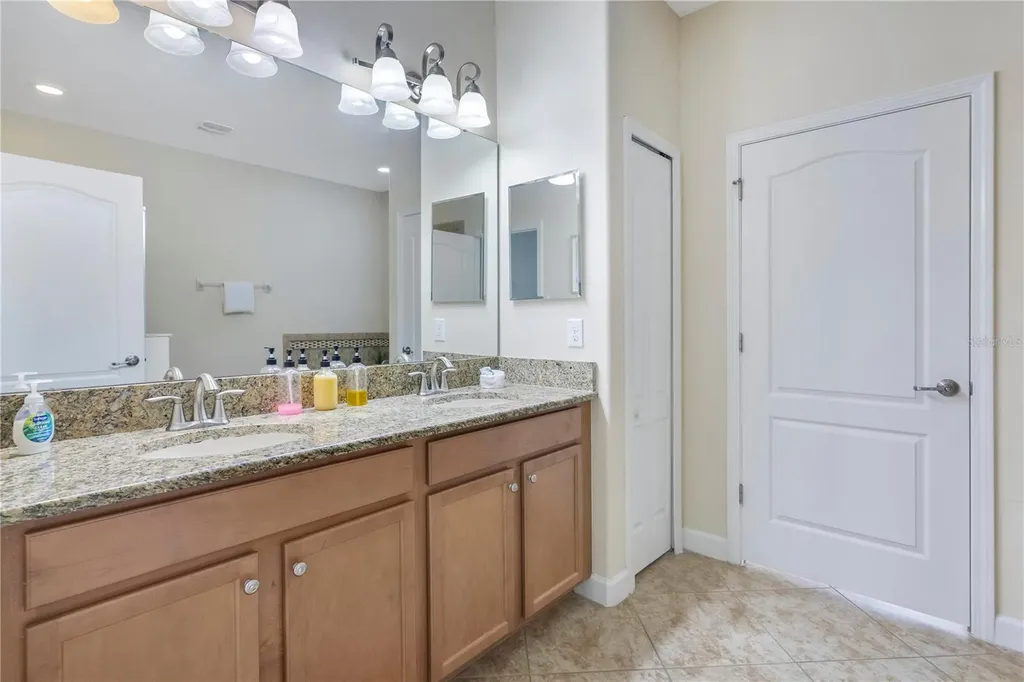 1412 Wexford Way Davenport FL 33896