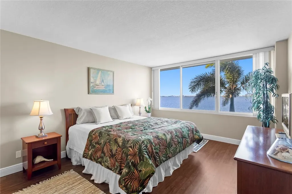 5279 Isla Key Boulevard S St Petersburg FL 33715
