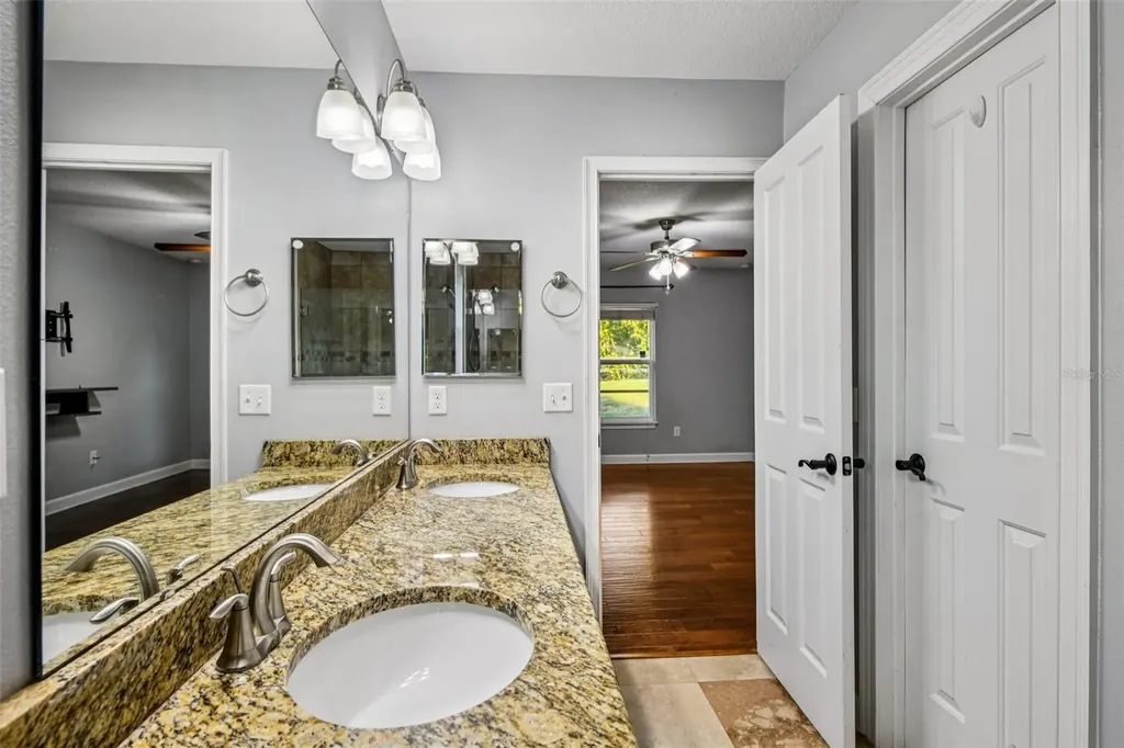 116 W 5th Street Chuluota FL 32766